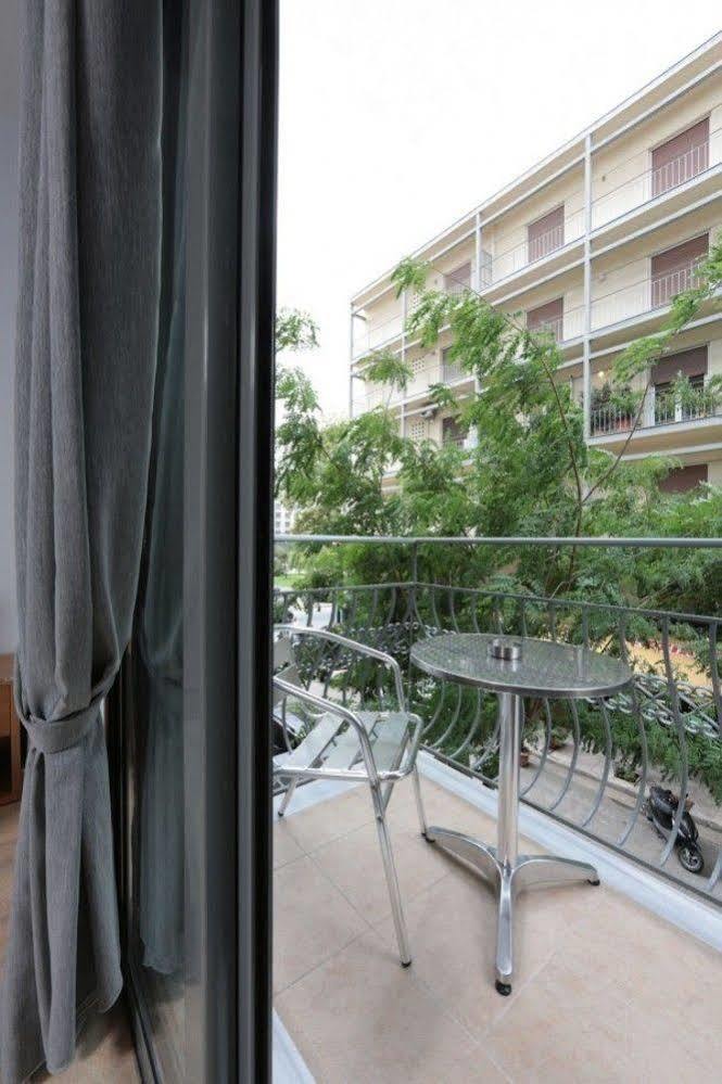 Meni Apartments Athens Luaran gambar